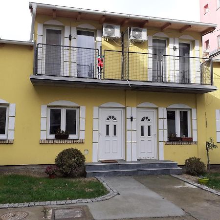 Apartament Flora Nowy Sad Zewnętrze zdjęcie