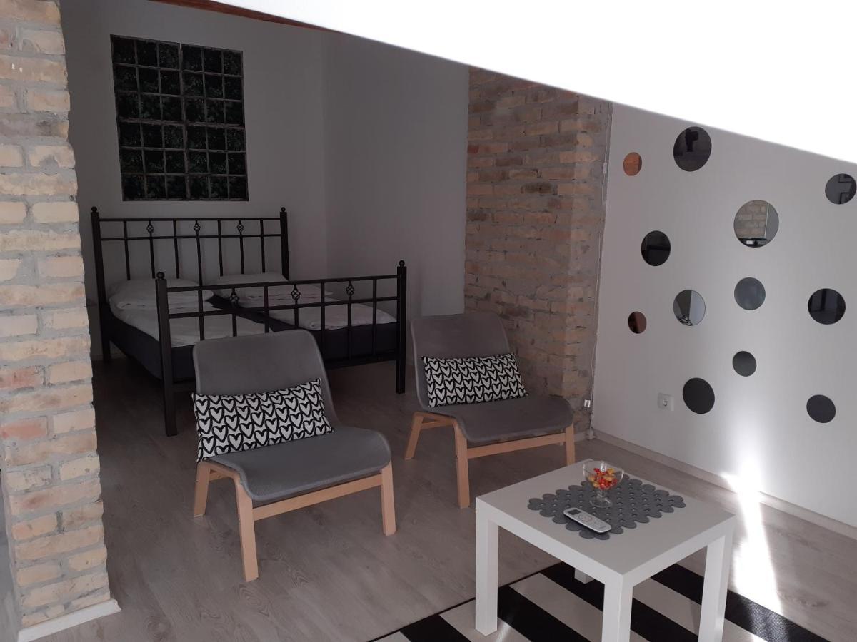 Apartament Flora Nowy Sad Zewnętrze zdjęcie